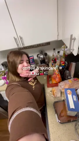 #CapCut #coffeetiktok #skincareroutine #Vlog #BookTok 