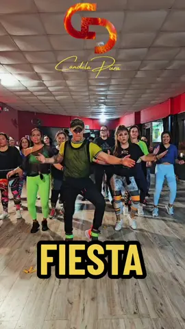 Un excelente miercoles mi gente #bandablanca #bandablanca🇭🇳🕺 #fiesta #bailepuntahonduras🇭🇳 #bailepunta #diversiontiktok #dancechallenge #cardiodance 