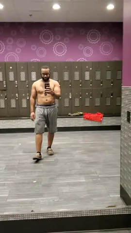 Day 90 at the gym 🏋️‍♂️. TODAY OFFICALLY MAKES 3 MONTHS ON THIS FITNESS JOURNEY 💪🏽. On God if I didn't have to work my other job soooo much I'd be in here more often. But I'm reminded that life is a journey not a destination, so I'll keep the pace by God's Grace💯. #behaviorhacking #seekdonthide #disciplineyourself #takeitin #thestruggle #fittoks #GymLife #fitlifestyle #weightlosscheck #startnow2023 #doitanyway #contentcreation #gymtoks 