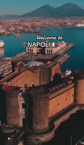 Welcome to Napoli, Italy 🇮🇹 #napoli #napolinelcuore #italy #italytravel #traveltiktok #placetovisit  #naples  