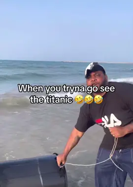 #trending #foryoupage #fypシ #comedian #fypage #funnyvideos #trending #submarine #titanic 