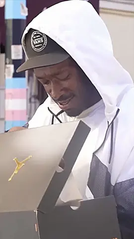 I Bought 100 Pairs Of Jordans, Then Gave Them ALL Away #thatwasepic #prank #pranks #bigdawstv #socialexperiment
