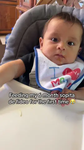 He hates purees but wants actual food but im scared to do BLW 😭🥺 #blw #babyfeeding #6monthsold #sopitadefideo #sopitaforbaby #fyp 