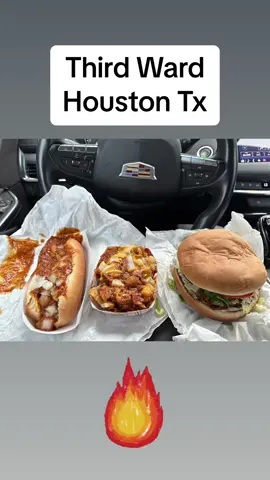 Stopped In Third Ward To Try A Frito Pie For The FIRST Time‼️(Burgers We’re Big ASF).  #ncfoodie #travelfoodie #mukbang #tastetester #foodreviews #foodcritics  #houstontx #houstonfoodie #houstonfood #houstonfoodblogger #houstonfoodscene #thirdward #houstonrestaurants