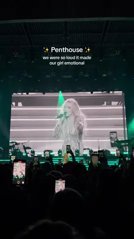 Vegas lost their ever loving mind at this show, healed and happy, wow😭 #kelseaballerini #kelseaballeriniconcert #kelseaballerinivegas #virginhotellasvegas #penthouse #rollingupthewelcomemat #heartfirsttour #heartfirsttour2023 