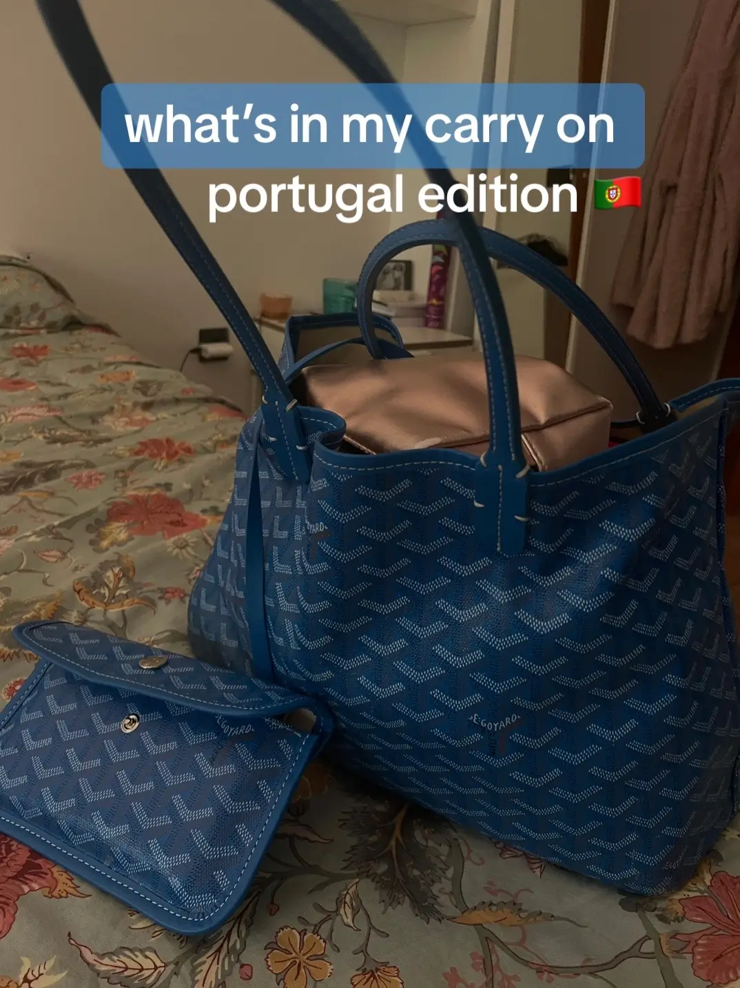 non negotiable if you ask me  #carryon #whatsinmybag #travelbag #travelessentials #whatsinmytravelbag #makeup #lips #skincare #bodycare #portugal #highmaintenance 