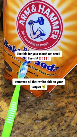Theres no way my kids are going to think its ok to talk to me at 6:am on summer break with a stinky mouth 😂  added this to their tooth brushing routine… add for your self‼️‼️‼️‼️‼️‼️ if your friend takes pictures with their tongue out & its WHITE‼️🤮 help them too…   ✨ BAKING SODA✨ . . . . . #cleanmouth #hygiene #bakingsoda #whitetongue #badbreath #whiteningteeth #teethwhitening #kids #summerbreak #hacks 