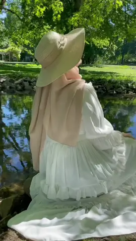 #hijab #lake #🤍 #hijabi #hijabstyle #hijabgirl #hijabitiktok #tiktok 