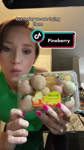 What should I try next? 🤔 #pineberry #whitestrawberry #strawberry #food #foodtiktok #FoodTok #fyp #overhyped 