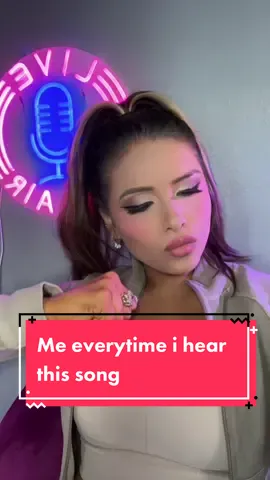 Me everytime I hear this song 🤣🎶 #viraltiktok #funnyvideos #foryou 