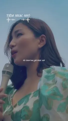 Chợt nhìn anh #chotnhinanhxatamvoi #nhachaymoingay #tiemnhacnho 