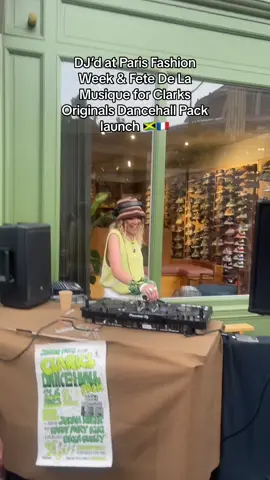 @Clarks Originals are dropping a Dancehall Collection 💥🇯🇲📣 so to celebrate I DJ’d at the launch party at Starcow for Fete De La Musique and Paris Fashion Week 🔥🔥🔥 as you can see Paris bought the ENERGY! #clarks #dancehall #starcow #pfw #paris #dj #fetedelamusique 
