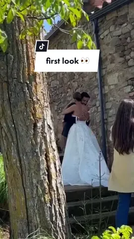 love having these behind the scenes moments 😭 also ignore our videographer getting the shot 😂 #weddingtiktok #firstlook #weddingfirstlook #groomreaction #weddingday #weddingdress #aestheticwedding #firstlookwithgroom #groomfirstlook 