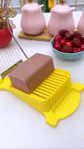 Confira Fatiador De Frios Legumes Queijo Frutas Cortador Multiuso Manual De Cozinha com 15% de desconto! Somente Encontre na Shopee agora! https://shope.ee/4plJRT3hS9?share_channel_code=1