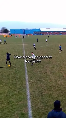 Made my dribbling so good😂 #footballtiktok #relatable #viral #emwanza10 #Soccer #football #footballtogether #voetbal 