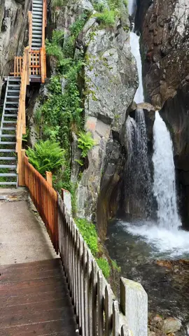 cool hike with view #waterfall #nature #switzerland #montainslovers #hiketok 