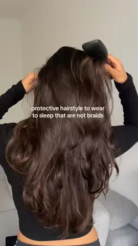 if you dont want to wake up with braid curls in the morning try this #protectivehairstyles #protectivehairstyle #protectyourhair #sleepinghairstyle #hairtok #haircaretok 