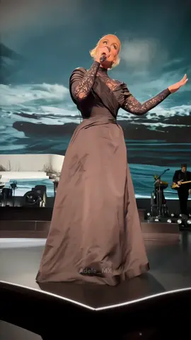 📈❤️‍🔥 #adele #adele30 #music #artist #fypシ 