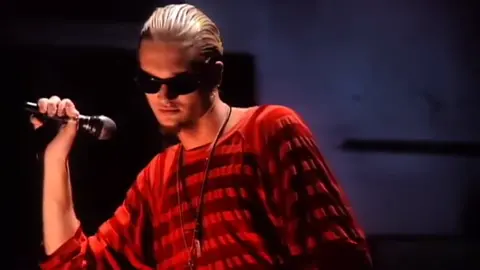 This song has been stuck in my head for a while now lol #aliceinchains #edit #aic #would? #musicvideo #laynestaley #jerrycantrell #mikestarr #seankinney #dirtalbum #aliceinchainsedit #aicfan #viral #xyzbca #foryoupage #foryou #fyp #fypシ 