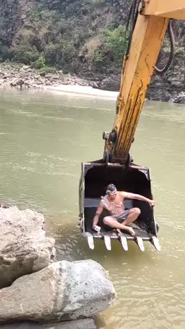 💩#fyp #excavator #malaysia 