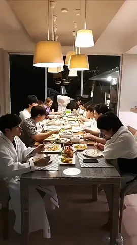 Một bữa cơm bình thường nhà DMD 🥲 #maxnat #domunditv #domundi #domundidays #traithailan #inxxxjr #foryou #nami_hủ_nữ #foryou 