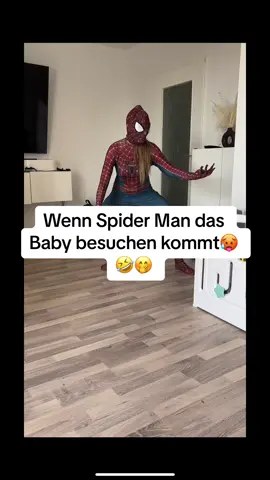 Wie würdet ihr reagieren?🤣🥵#fyp #foryoupage ##typischfrau #typischmann #nomobbing #justforfun #couplecomedy #funnyvideos#fypシ #fypage #fürdich #goviral #viralvideo #viraltiktok#nehmtesmithumor