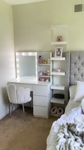 Filmed this a while ago but I get so many questions about this shelf! Its the LACK wall shelf from IKEA 🤍🤍