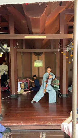 ก้าเเลว โดย พ่อครูส่างคำ งานไหว้ครู ราชภัฏ กราบขอบพระคุณพ่อครูที่เมตตาเอาดาบของผมไปฟ้อนเปิดข่วงให้ครับ #ฟ้อนเจิง #cmru #ล้านนา #ฟีดดดシ #ล้านนาตะวันออก #กลองปู่เจ่ 