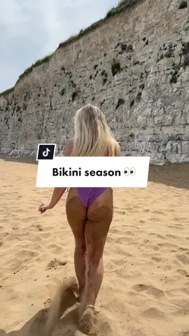 Bikini season! Take your buns out ladies! 👀 #bikini #plussize #curvy #curves #fyp #polishgirl #beach #Summer #buns #celulite #bodypositivity #wiggle  Bikini from @FashionNova 💖