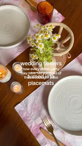 Ok- How pretty are these placemats dyed with wedding flowers? I was sent a selection of flowers after the couples wedding and we decided to preserve them in a creative way- I used them to naturally dye these plain white placemats! I’m so thrilled with how these all dyed out. Now every dinner party they have has a little bit of their wedding in it too. 🌷 flowers by Doan Ly for @AGMES Info  ✨ #weddingtiktok #weddingflowers 