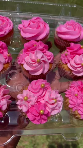 #Homebaker#brunchcupcakes#pink 