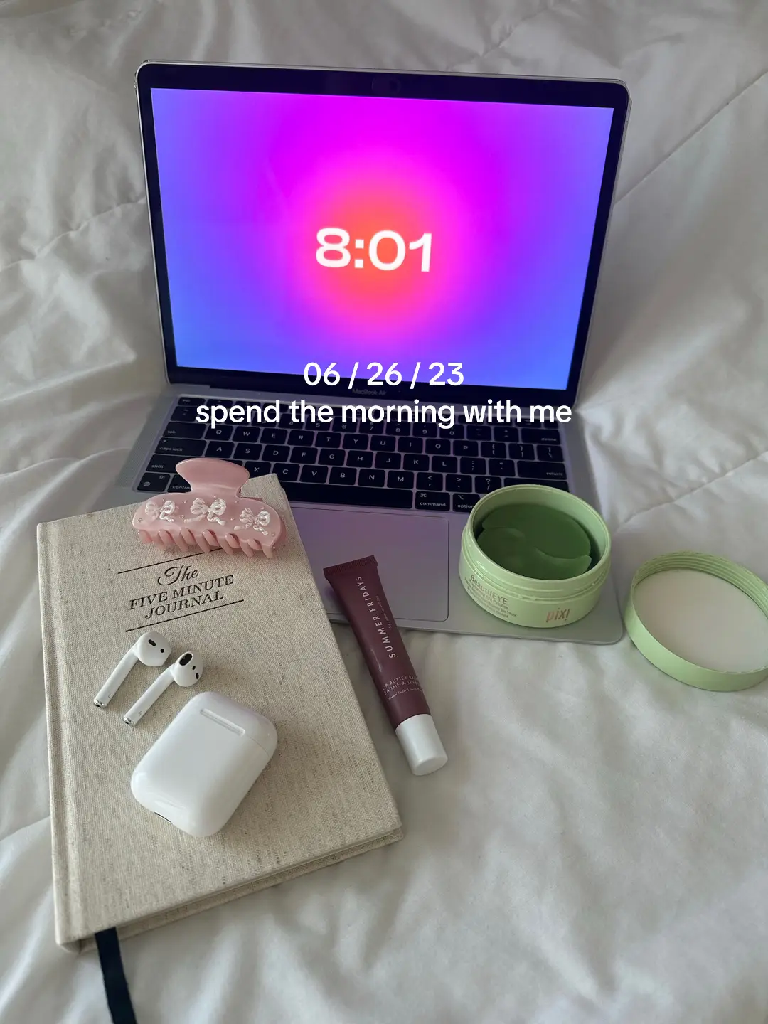 morning routine 🩷 woke up early, but fell back asleep right after #morning #morningroutine #photovlog #digitaldiary #romaticizeyourlife #lifeinyour20s #spendthemorningwithme #motivation #haircare #makeup #SelfCare #fyp #fypシ 