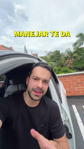 Utiliza el carril derecho mientras aprendes 👌 #tutorial #ayuda #conduce #aprende #carros #coches #autos #car Primeros pasos para conducir un carro 😉