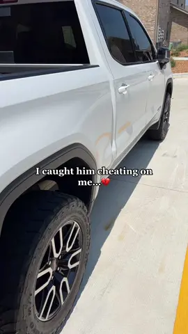 I can’t believe him!😡#mianwaylon #couplecomedy #funny #cheating #fiance 