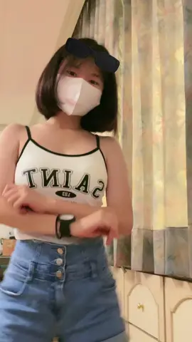 沒有墨鏡我們靠特效👀