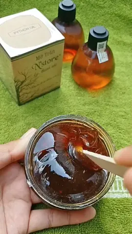 wax lạnh không cần nấu chỉ cần mở hộp ra là sử dụng luôn 