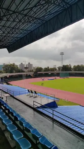 Sugathadasa Outdoor Stadium. Colombo,Srilanka 🇱🇰  . . . . . #track #trackandfield #stadium #srilanka #athlete #athletic #athletics #trending #training #Running #ground #playground #fy #athletelife 