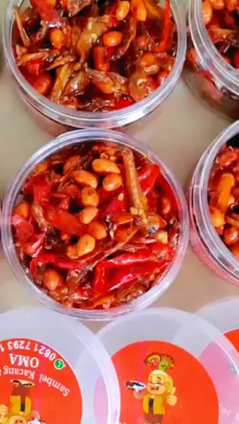 Yuk...di icip-icip ya Bunda2... sambel teri kacang Oma nya... #sambelterikacang 