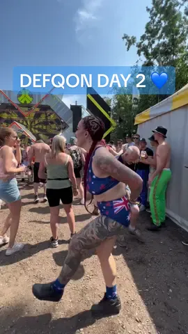 Gotta love Frenchcore and Le Bask 💙 #frenchcore #defqon1 #festival #ravetok 