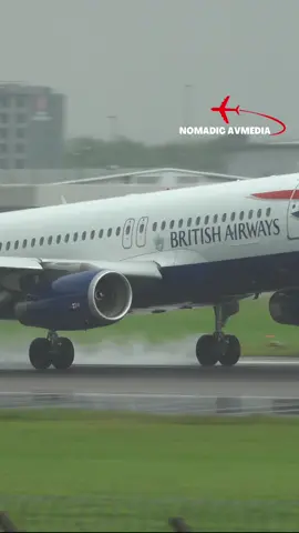 Heathrow Scenes 🌧️ drop me a follow on Yourube for full videos in 4k #nomadicavmedia #britishairways #heathrowairport 