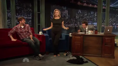SOME WOMEN... OPEN UP HER LEGS. LITERALLY. #jimmyfallon #amysedaris #comedyskit #flexies #weekender #women #fyp #foryou #viral #latenight #television