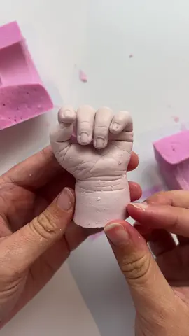 The most perfect little hand 🥰 #lifecasting #3dcasting #babycasting #handcasting #keepsake