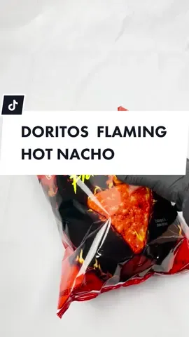 #doritos #doritosnacho #doritosflaminghot #doritosflatlife #doritostriangletryout #americansweets #americancandy #americansweets #americancrisps