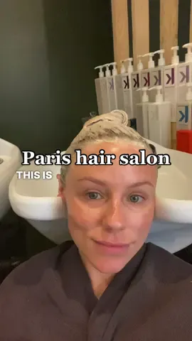 I love my stylist 😫❤️ @Ailton Hairstylist #blondeparis #parishairsalon 
