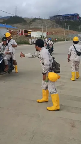 Cuman lagu p kata-kata bagitu, dp kenyataan tra sengsara kok😇😄👷#jempol #iwip_weda_halmahera #fypシ 