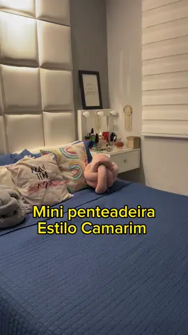 Dica boa pra vocês!  #quartopequeno #penteadeira #penteadeiracamarim #quartodeapartamento 
