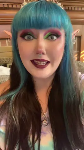 #alternativegirl #gothgirl #bluehair #fyp #midsize #plussize #makeup #mua #beauty #colorfulhair #egirl #chubbyqueen #emo #emogirl #mom #momsoftiktok #altmom #gothmom #lipsync #elderemo #lipsyncaudios 
