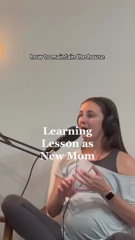 When I first became a Mom I wanted to do everything with the baby which led to controlling how my husband did things if it was different than my way. This led to more arguments & frustrations in our marriage so he started to back off from wanting to help because I would always snap at him if it wasn’t done my way.  My spouse was more than willing to help- I just needed to back off from controlling him & let him do it his way to the baby could adjust to both of us.  Now we have a toddler who equally enjoys how we do things even if we do them differently. Click the link in bio to listen to our recent episode if you’re struggling with this. 🙌 #2under2parents #newmomtipsplease #minimalismmomtips  #marriagepodcast #marriedpodcast #parentingpodcast #parentingpodcasts #marriagetips #marriagetip #marriageadvice #marriagestory #2under2club #toddlerparenting #sahmomlife #sahmproblems 
