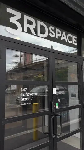 🙌🏼 Do you know the 3RD SPACE Cowork? Check out this amazing place in the video!  📍142 Lafayette St, Newark (NJ) 📱(862)772-1014 🎥 Raise Newark #RaiseNewark #Newark #Cowork #3rdSpaceCowork #NewJersey #GoIronbound 