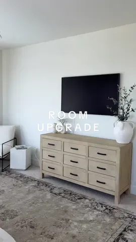 she is STUNNINGGG👏🏼🕊️🤍 on my LTK 🫶🏼 #bedroom #upgrade #aesthetic #decor #modernscandinavian #bedroomupgrade #homeupgrades #potterybarn #thatgirl #Home 